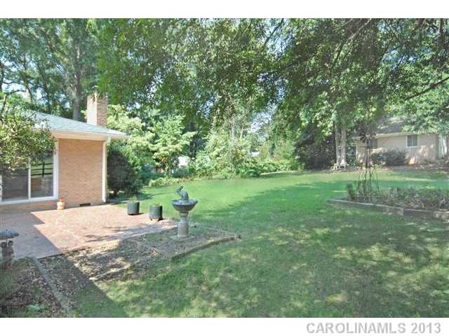 8221  Fallsdale Drive Charlotte North Carolina 28214