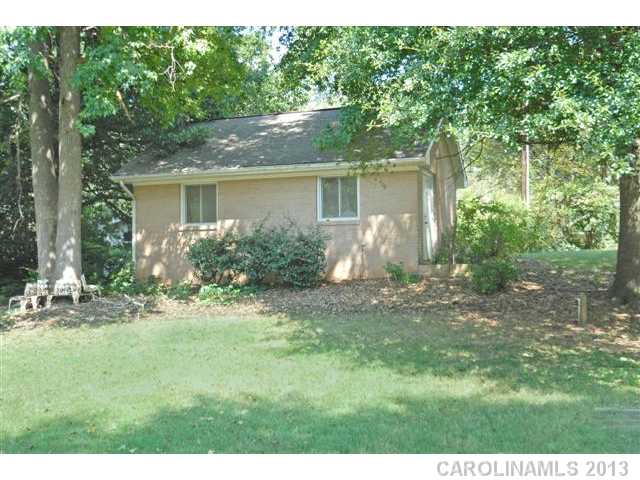 8221  Fallsdale Drive Charlotte North Carolina 28214