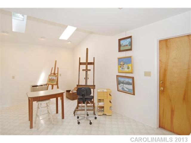 8221  Fallsdale Drive Charlotte North Carolina 28214