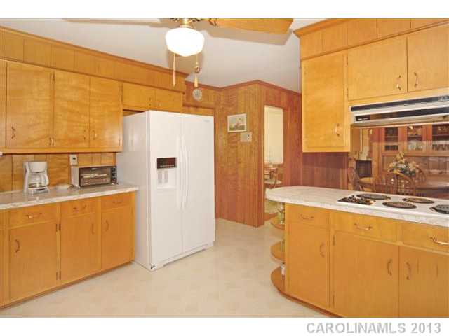 8221  Fallsdale Drive Charlotte North Carolina 28214