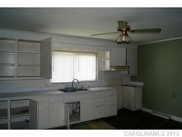 3113  Bessemer City Road Bessemer City North Carolina 28061