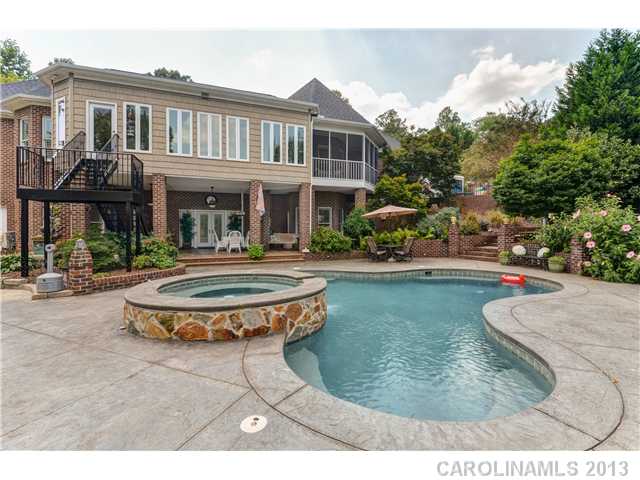404  Maymont Drive Cramerton North Carolina 28032