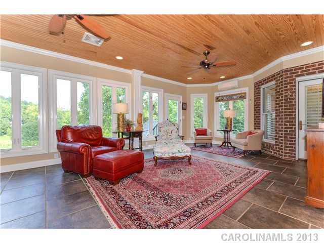 404  Maymont Drive Cramerton North Carolina 28032