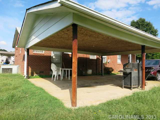 1910  Greenbriar Road Statesville North Carolina 28625