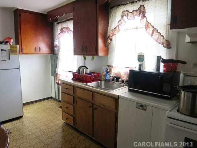 1910  Greenbriar Road Statesville North Carolina 28625