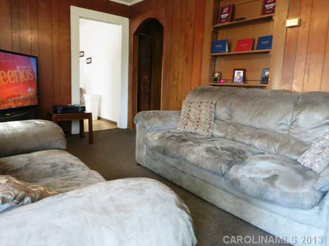 1910  Greenbriar Road Statesville North Carolina 28625