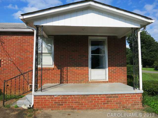 1910  Greenbriar Road Statesville North Carolina 28625