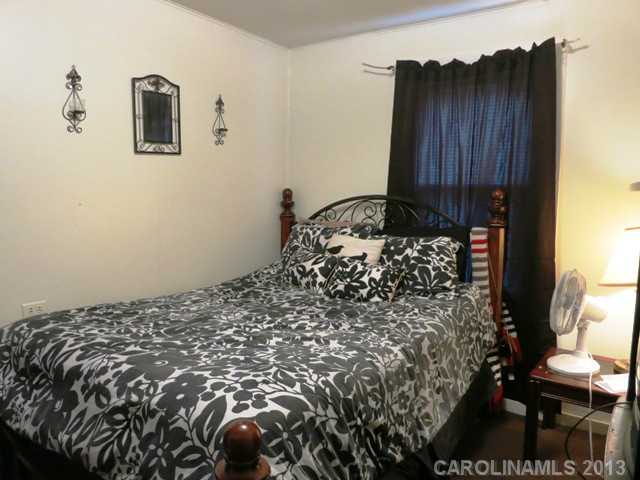 1910  Greenbriar Road Statesville North Carolina 28625