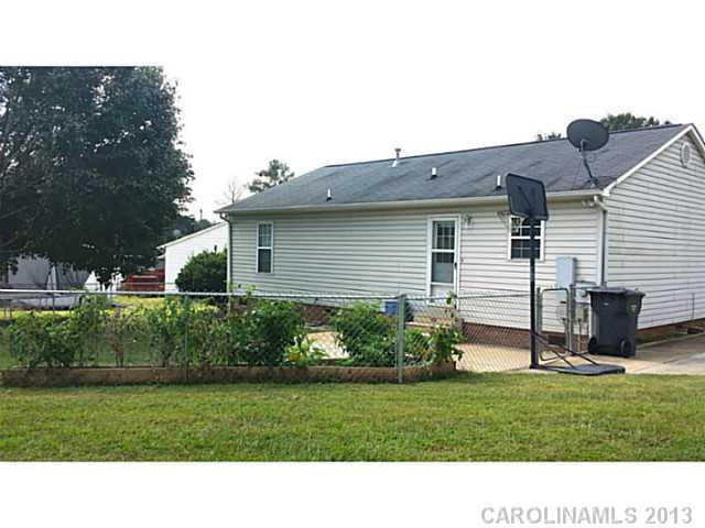 102  Chadwick Circle Dallas North Carolina 28034