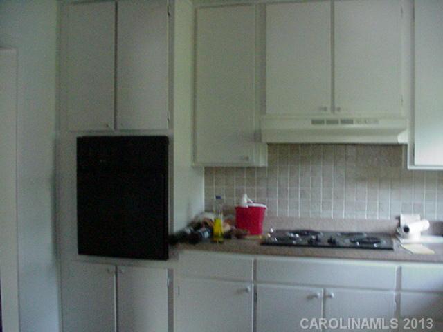 5800  Charing Place Charlotte North Carolina 28211