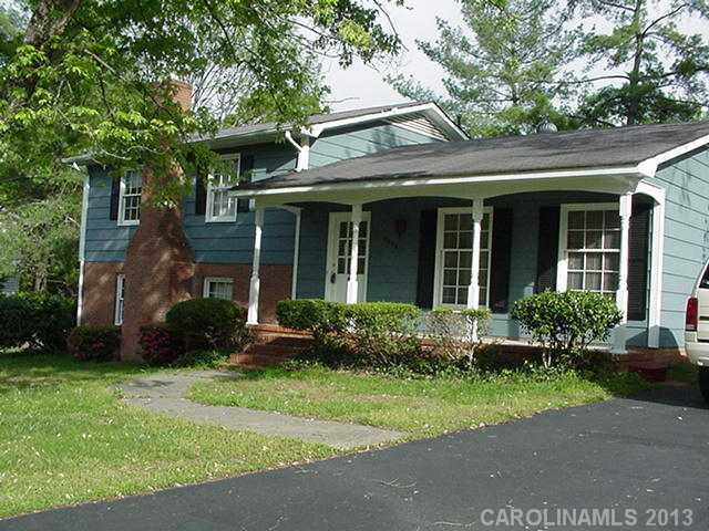 5800  Charing Place Charlotte North Carolina 28211