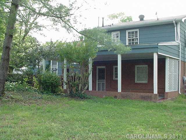 5800  Charing Place Charlotte North Carolina 28211