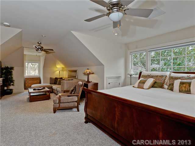 5815  Masters Court Charlotte North Carolina 28226