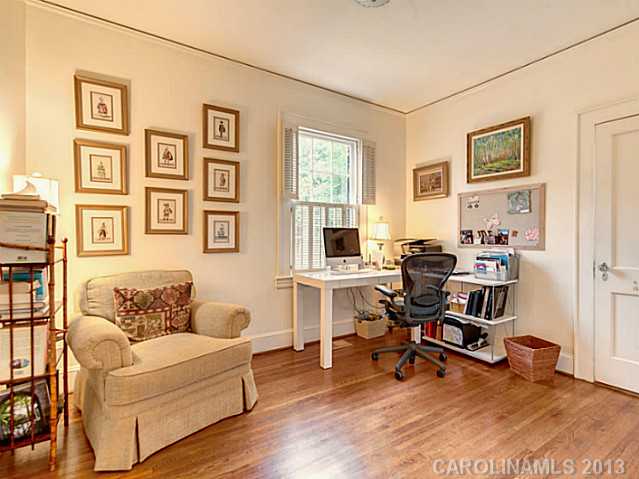 135  Cottage Place Charlotte North Carolina 28207