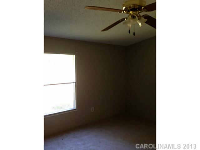 183  Four Andrews Drive Harmony North Carolina 28634