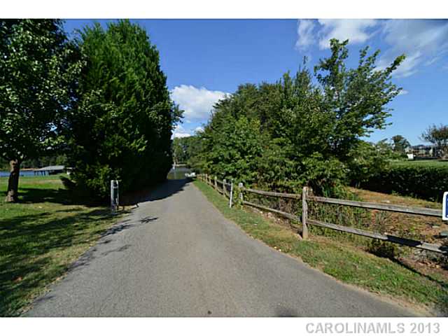 117  Summerbrook Lane Mooresville North Carolina 28117