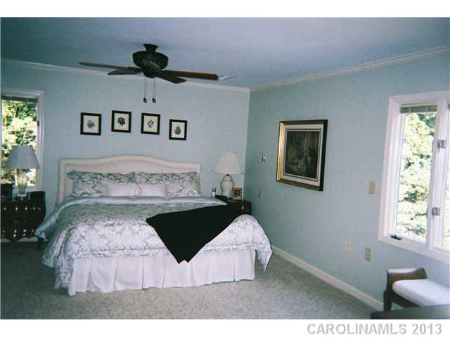 907  Ravenglass None Gastonia North Carolina 28054
