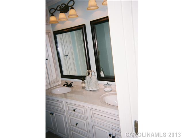 907  Ravenglass None Gastonia North Carolina 28054
