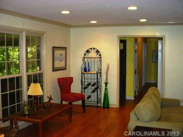 11500  Gelding Drive Charlotte North Carolina 28215