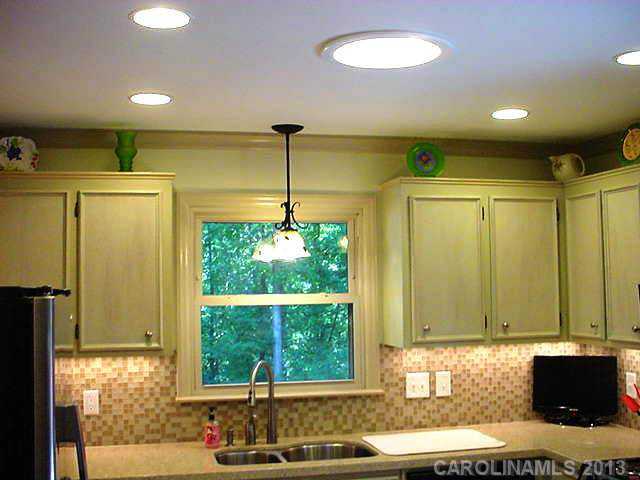 11500  Gelding Drive Charlotte North Carolina 28215