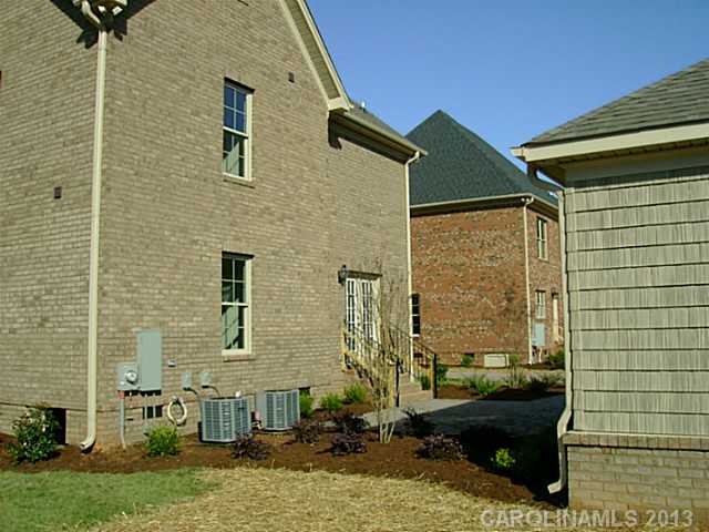 1060  Belmont Village Drive Belmont North Carolina 28012