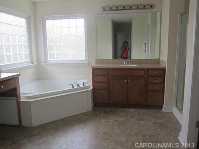 2422  Orofino Court Charlotte North Carolina 28269