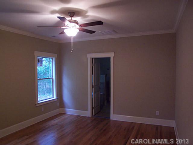 1513  Seigle Avenue Charlotte North Carolina 28205