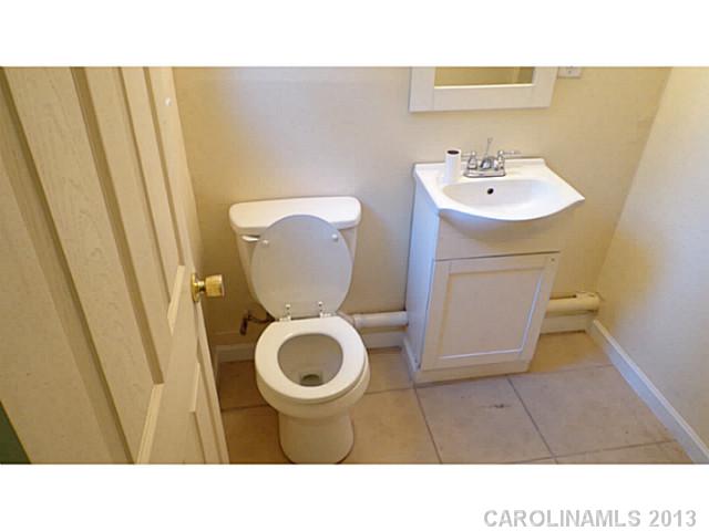 608  Campus Street Charlotte North Carolina 28216