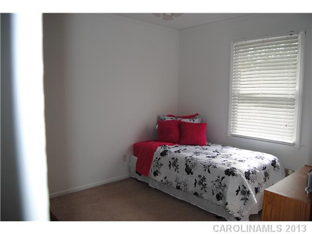 1417  Shady Bark Drive Gastonia North Carolina 28054