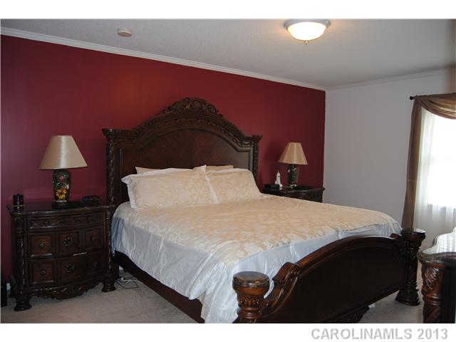 1417  Shady Bark Drive Gastonia North Carolina 28054