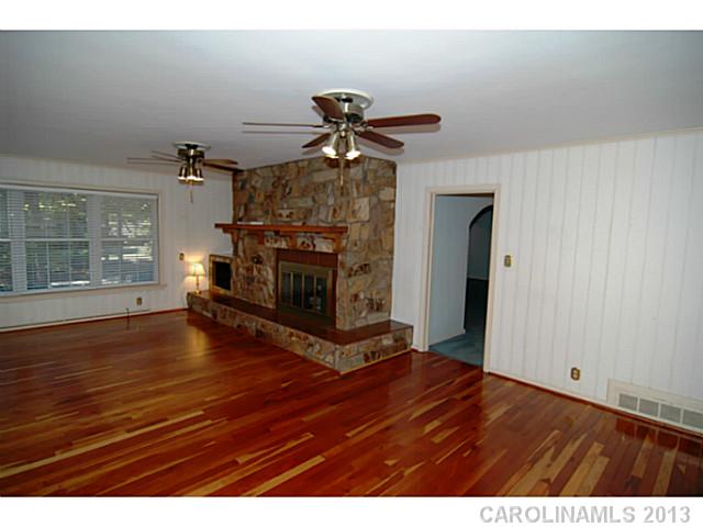 132  Woodvale Circle Lincolnton North Carolina 28092
