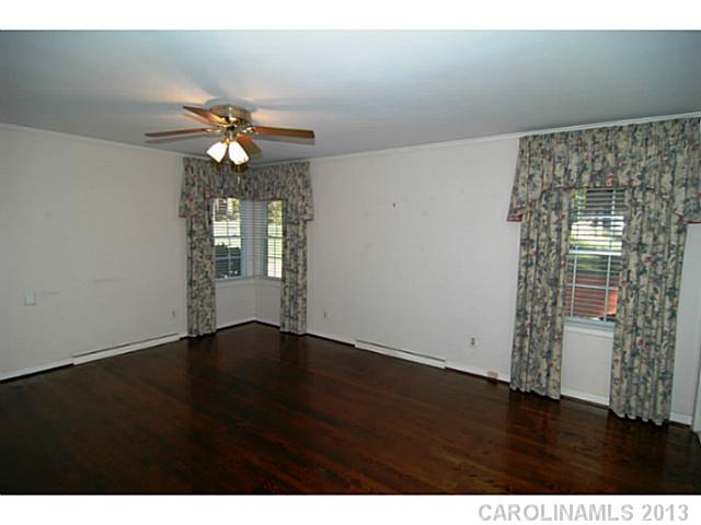 132  Woodvale Circle Lincolnton North Carolina 28092