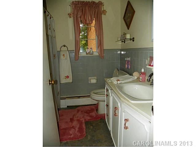 405  Farris Drive Cherryville North Carolina 28021