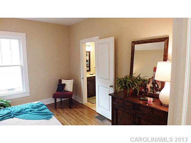 1632  Logie Avenue Charlotte North Carolina 28205