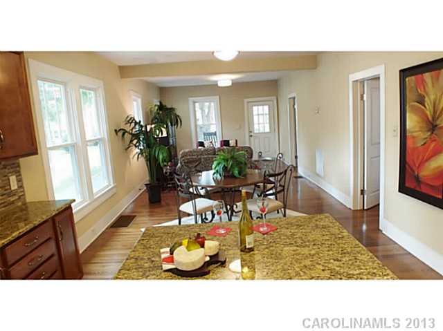 1632  Logie Avenue Charlotte North Carolina 28205