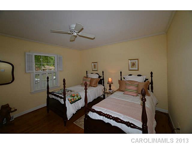 1033  Regency Drive Charlotte North Carolina 28211