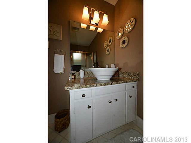 1033  Regency Drive Charlotte North Carolina 28211