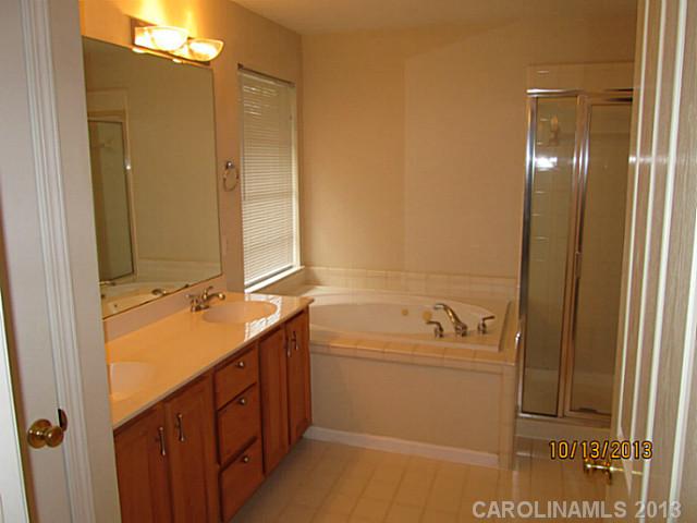 6313  Rosebriar Lane Charlotte North Carolina 28277
