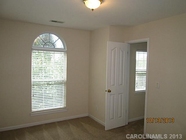6313  Rosebriar Lane Charlotte North Carolina 28277