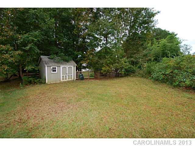 2304  Sonoma Court Matthews North Carolina 28105