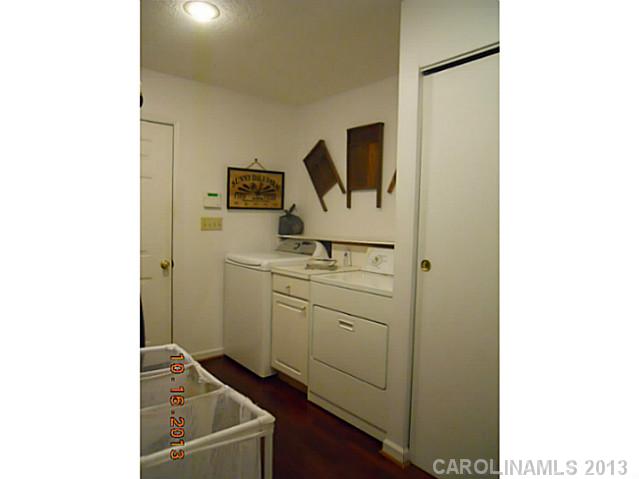 8882  Mull Road Vale North Carolina 28168