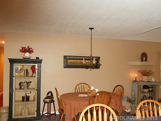 8882  Mull Road Vale North Carolina 28168