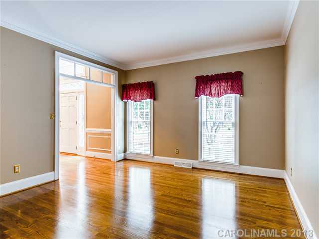 4709  Noras Path Road Charlotte North Carolina 28226