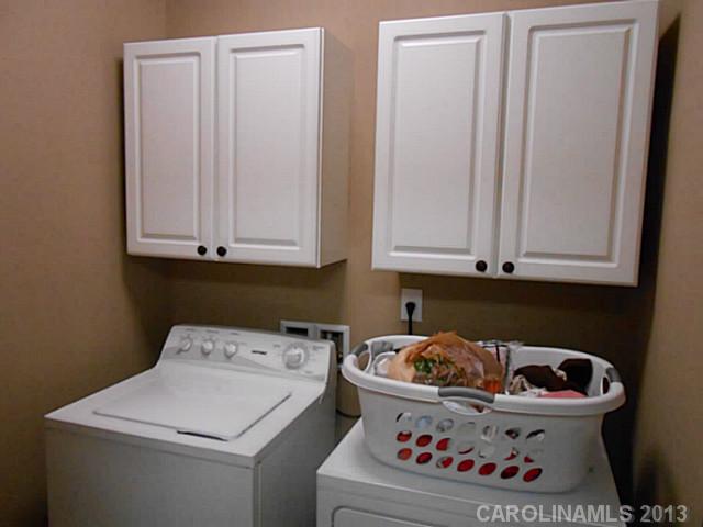 3805  Oakwood Road Charlotte North Carolina 28269