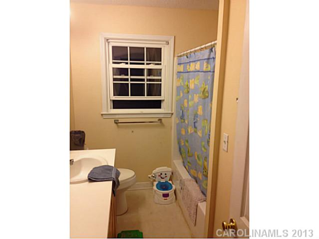 1014  Old Dallas Road Dallas North Carolina 28034