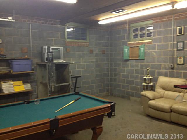 1014  Old Dallas Road Dallas North Carolina 28034