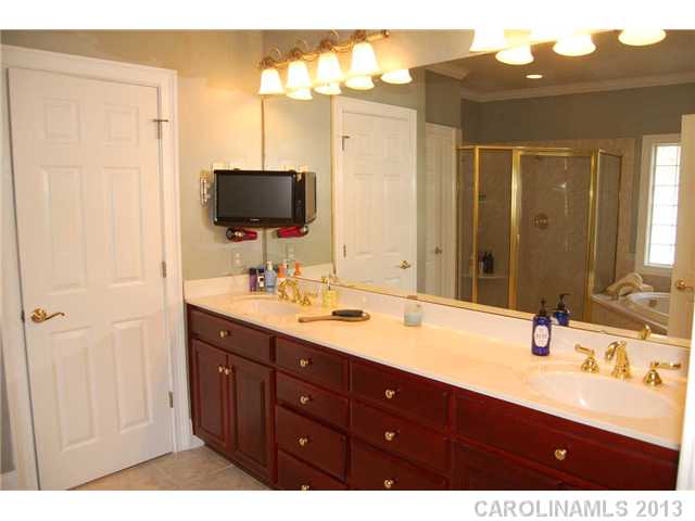19300  Mary Ardrey Circle Cornelius North Carolina 28031