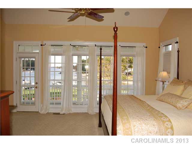 19300  Mary Ardrey Circle Cornelius North Carolina 28031