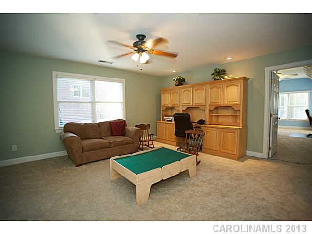 1611  Stevens Ridge Matthews North Carolina 28105