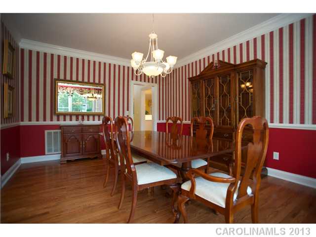 1611  Stevens Ridge Matthews North Carolina 28105